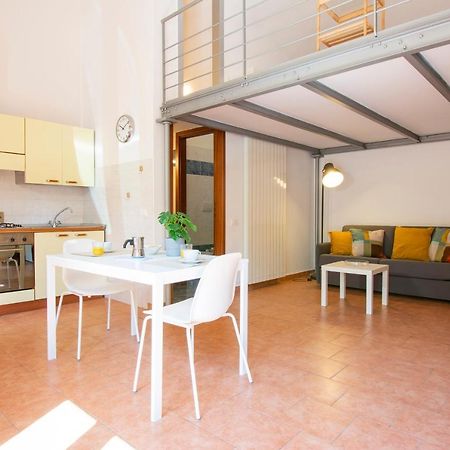 Altido Colorful Studio For 4 Near Leaning Tower With Parking Apartment ปิซา ภายนอก รูปภาพ